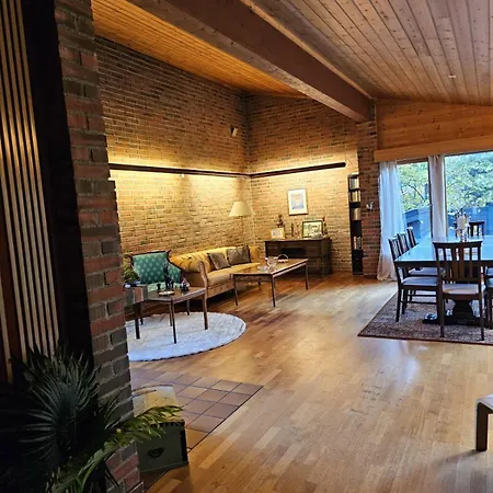 Private - 6 In A Luxury Style